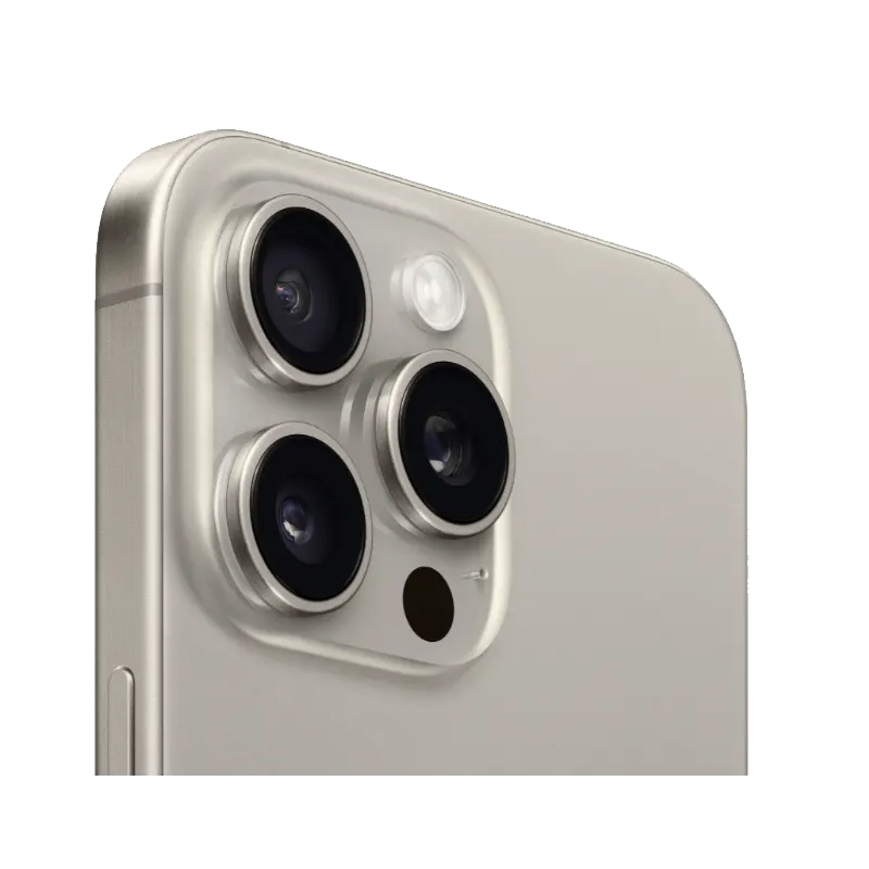 هاتف iPhone 15 Pro إصدار التيتانيوم – تصميم معدني أنيق